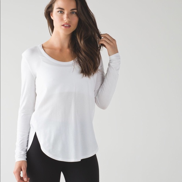 lululemon athletica Tops - Lululemon White Long Sleeve T-Shirt B11